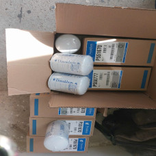 Lọc nhớt Donaldson P551670 / P552251